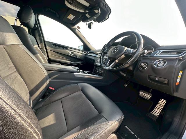 Ｅクラスステーションワゴン Ｅ２５０　ステーションワゴン　アバンギャルド　ハーフレザーシート　純正ナビ　バックカメラ　純正アルミホイール　ドラレコ　純正フロアマット（12枚目）
