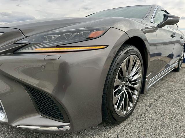 LS LS500h モデリスタエアロ(サイド、リア)純正ナビ TV パノラミックビューモニター レザーシート 純正20インチアルミホイール シートヒーター レーダークルーズ(12枚目)