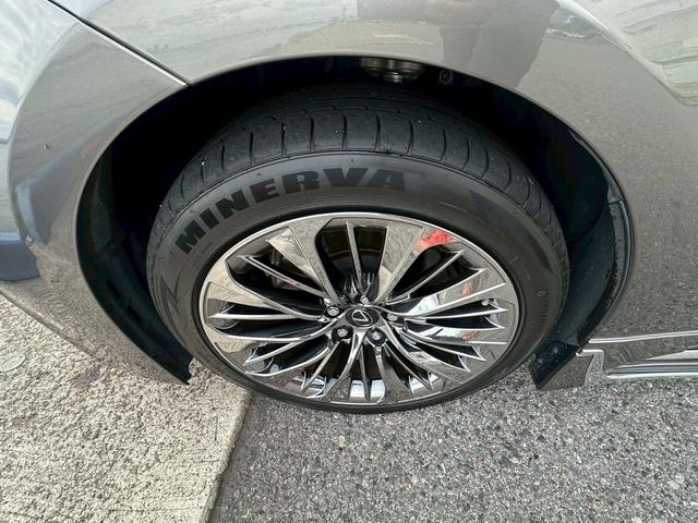 LS LS500h モデリスタエアロ(サイド、リア)純正ナビ TV パノラミックビューモニター レザーシート 純正20インチアルミホイール シートヒーター レーダークルーズ(37枚目)