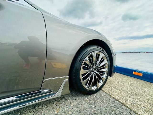LS LS500h モデリスタエアロ(サイド、リア)純正ナビ TV パノラミックビューモニター レザーシート 純正20インチアルミホイール シートヒーター レーダークルーズ(44枚目)
