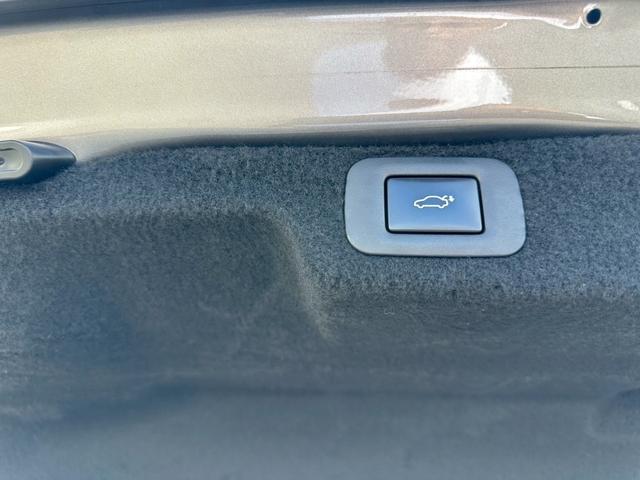 LS LS500h モデリスタエアロ(サイド、リア)純正ナビ TV パノラミックビューモニター レザーシート 純正20インチアルミホイール シートヒーター レーダークルーズ(60枚目)