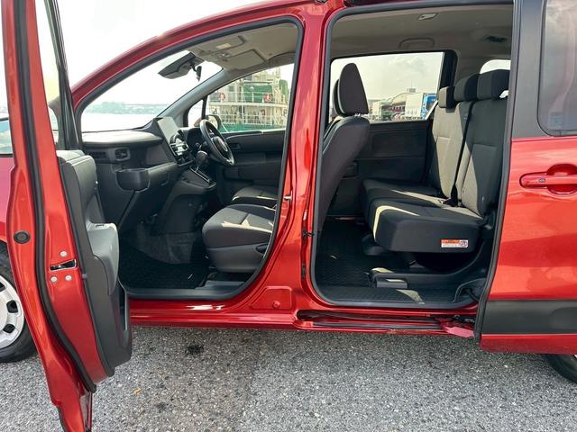 シエンタ ハイブリッドG ディスプレイオーディオ ナビ 全方位カメラ ブラインドスポットモニター ETC(25枚目)