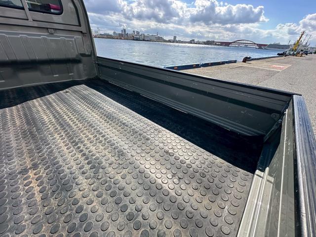 キャリイトラック KCエアコン・パワステ 4WD メッキフロントガーニッシュ アングルポストプロテクター(10枚目)