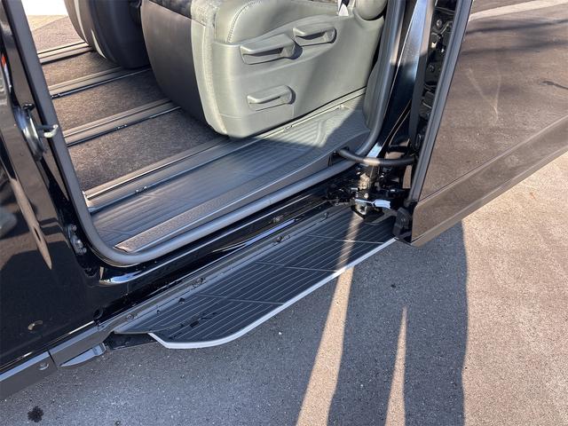 ヴォクシー ハイブリッドＳ－Ｚ　両側パワースライドドア　ユニバーサルステップ　リヤオートエアコン　ＡＣ１００Ｖ　パワーバックドア　１０．５インチディスプレイオーディオ　ＬＥＤヘッドライト　快適利便パッケージ（18枚目）