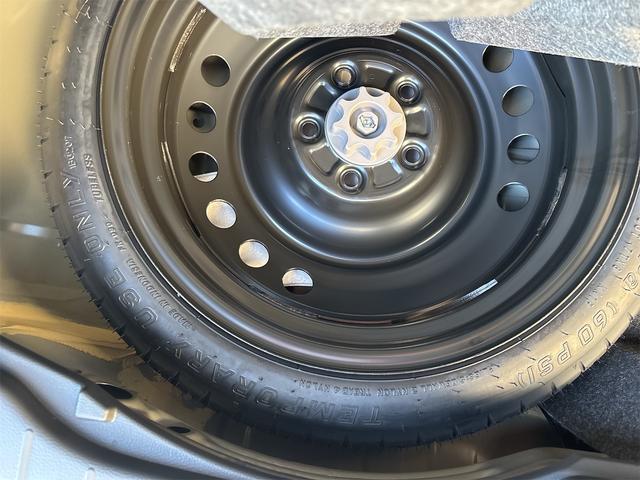 ヴォクシー ハイブリッドＳ－Ｚ　両側パワースライドドア　ユニバーサルステップ　リヤオートエアコン　ＡＣ１００Ｖ　パワーバックドア　１０．５インチディスプレイオーディオ　ＬＥＤヘッドライト　快適利便パッケージ（21枚目）