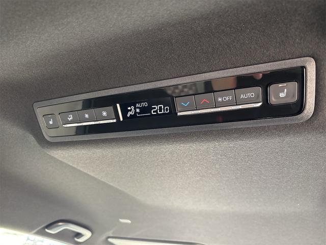 ヴォクシー ハイブリッドＳ－Ｚ　両側パワースライドドア　ユニバーサルステップ　リヤオートエアコン　ＡＣ１００Ｖ　パワーバックドア　１０．５インチディスプレイオーディオ　ＬＥＤヘッドライト　快適利便パッケージ（22枚目）