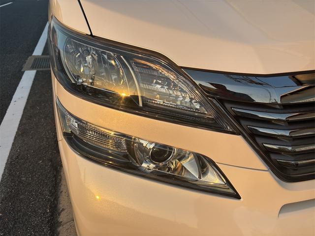 ヴェルファイア ２．４Ｚ　プラチナセレクションＩＩ　パワーバックドア　パワースライドドア　フリップダウン　バックカメラ　ウッドコンビステアリング（12枚目）