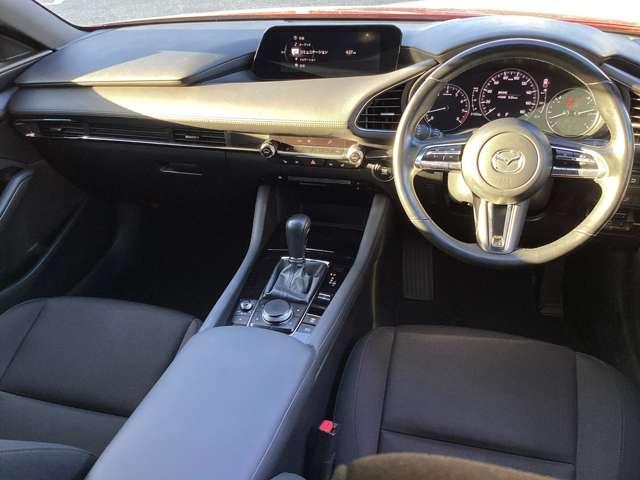 ＭＡＺＤＡ３ファストバック ２．０　２０Ｓ　プロアクティブ　ツーリング　セレクション　ＥＴＣ車載器　マツダ認定中古車　バックカメラ（3枚目）