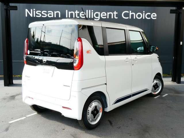 ルークス ６６０　Ｘ　ＢＥＡＭＳコラボカー　アラウンドビューモニター　アラウンドビューモニター　車線逸脱防止　ＥＴＣ　インテリジェントキー　日産純正前室内後方ドライブレコーダー　オートエアコン　左側電動スライドドア　ＬＥＤヘッドライト　フルセグＴＶ（3枚目）