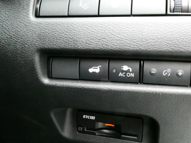 オートバックドアでリアゲートの開閉もスマートにできますよ