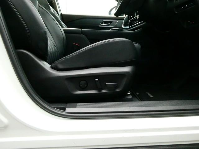 運転席パワーシートで最適なシートポジションがセットできます