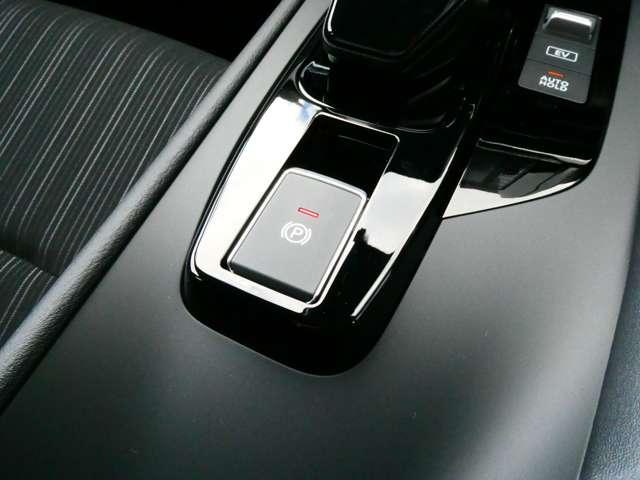 ノート 1.2 X 日産純正メモリーナビ バックカメラ 日産 リアカメラ 衝突被害軽減ブレ-キ ETC付 LEDヘッドライト レーンアシスト インテリジェントキー ドラレコ アイドリングストップ 盗難防止システム ワンセグTV TVナビ サイドカーテンエアバック(13枚目)