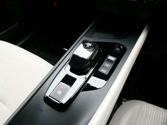 ノート 1.2 X 日産純正メーカーナビ プロパイロット 日 リアカメラ 衝突被害軽減ブレ-キ 全方位カメラ ETC付 LEDヘッドライト レーダークルーズ レーンアシスト インテリジェントキー ドラレコ アイドリングストップ 盗難防止システム ワンセグTV(10枚目)