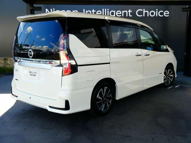 セレナ 2.0 ハイウェイスター V 日産純正メモリーナビ サイドエアバッグ アラウンドビュ- 1オナ アルミ 衝突被害軽減 LDP エアバッグ 両側オートスライドドア LEDライト インテリジェントキー 点検記録簿 サイドカメラ メモリーナビ ナビTV(3枚目)