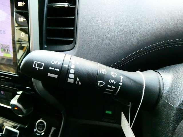 セレナ 2.0 ハイウェイスター V 日産純正メモリーナビ 日産純正前後ドライ サイドエアバッグ アラウンドビュ- 1オナ アルミ 衝突被害軽減 LDP エアバッグ 両側オートスライドドア LEDライト インテリジェントキー 点検記録簿 サイドカメラ メモリーナビ ナビTV(18枚目)