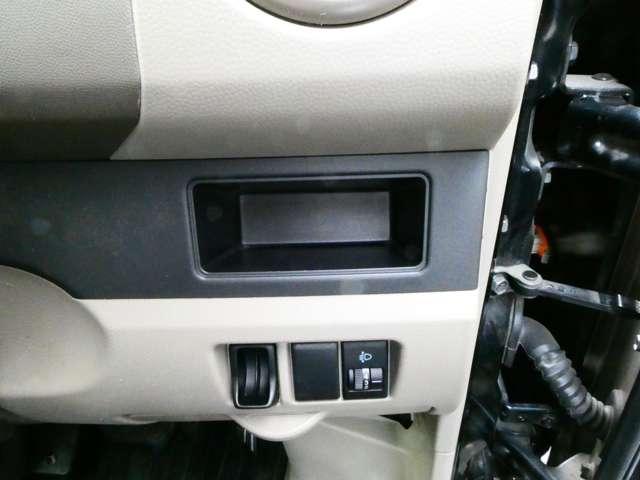 NV100クリッパーバン 660 DX 日産純正メモリーナビ パワーウィンドウ エアバッグ オートエアコン ETC ナビ パワステ メモリーナビ ダブルエアバック(15枚目)
