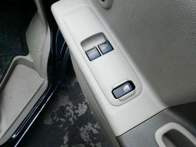 NV100クリッパーバン 660 DX 日産純正メモリーナビ パワーウィンドウ エアバッグ オートエアコン ETC ナビ パワステ メモリーナビ ダブルエアバック(20枚目)