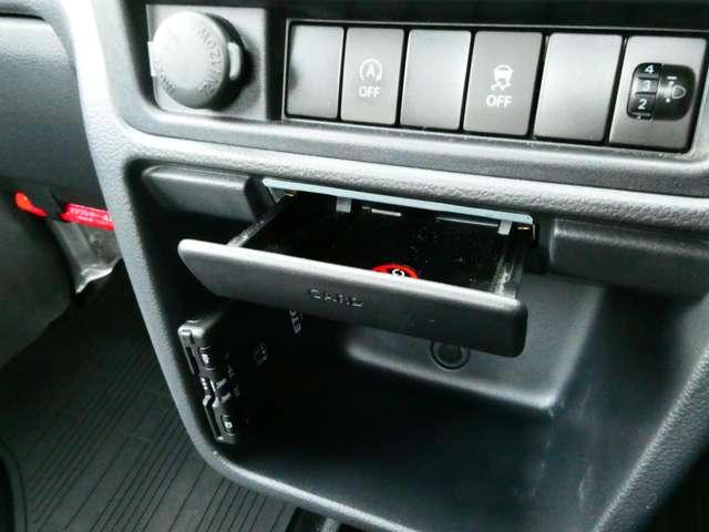 ＮＴ１００クリッパートラック ６６０　ＤＸ　オートマチック　ＦＭ／ＡＭラジオ　イーＥＴＣ　ＥＴＣ付　Ｗエアバッグ　運転席エアバック　ＰＳ　エアコンパワステ　ＡＢＳ　アイドリングストップ（12枚目）