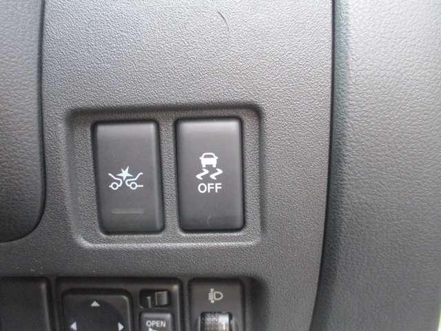 マーチ 1.2 S 日産純正メモリーナビ 1セグTV メンテナンスノート 衝突軽減ブレーキ レーンキープアシスト 1オーナ- 運転席助手席エアバック キーレス バックモニター ETC ナビTV パワーウインド メモリーナビゲーション PS(15枚目)