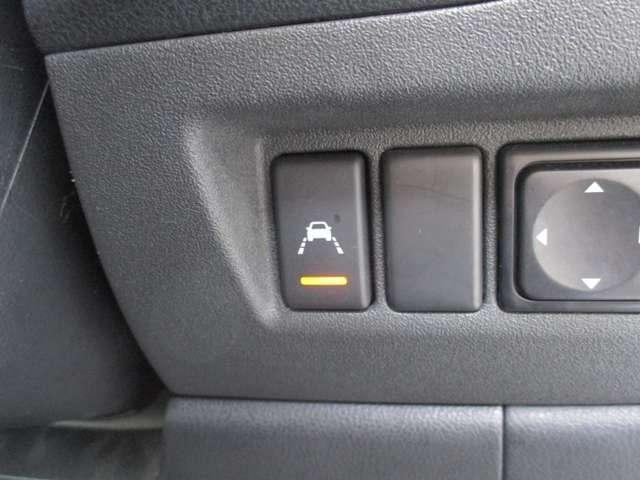 マーチ 1.2 S 日産純正メモリーナビ 1セグTV メンテナンスノート 衝突軽減ブレーキ レーンキープアシスト 1オーナ- 運転席助手席エアバック キーレス バックモニター ETC ナビTV パワーウインド メモリーナビゲーション PS(19枚目)