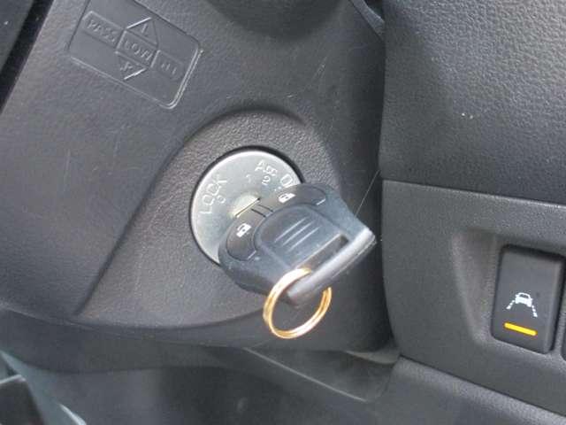 マーチ 1.2 S 日産純正メモリーナビ 1セグTV メンテナンスノート 衝突軽減ブレーキ レーンキープアシスト 1オーナ- 運転席助手席エアバック キーレス バックモニター ETC ナビTV パワーウインド メモリーナビゲーション PS(20枚目)