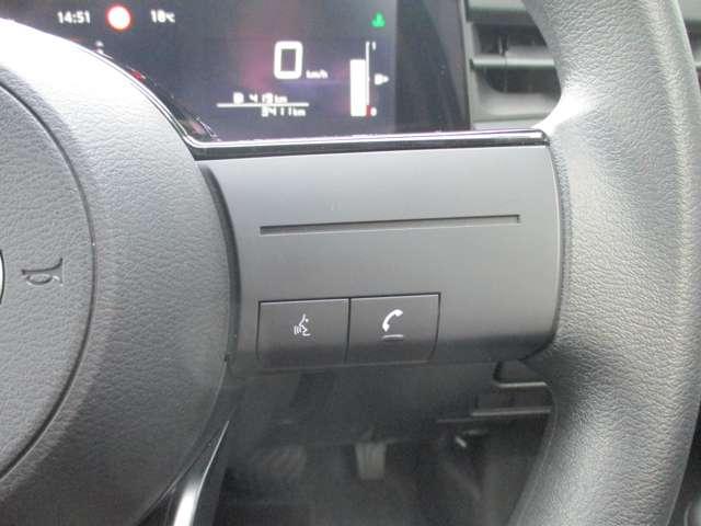 ノート 1.2 X 日産純正メモリーナビ リアカメラ 衝突被害軽減ブレ-キ ETC付 LEDヘッドライト レーンアシスト インテリジェントキー ドラレコ アイドリングストップ 盗難防止システム ワンセグTV TVナビ サイドカーテンエアバック(18枚目)