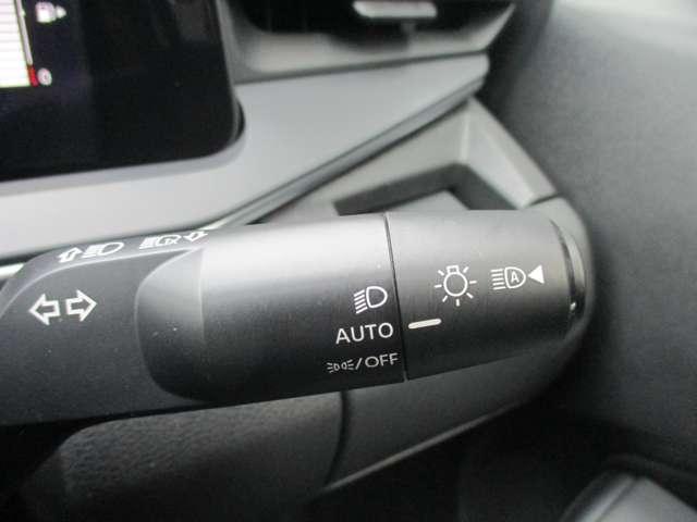 ノート 1.2 X 日産純正メモリーナビ リアカメラ 衝突被害軽減ブレ-キ ETC付 LEDヘッドライト レーンアシスト インテリジェントキー ドラレコ アイドリングストップ 盗難防止システム ワンセグTV TVナビ サイドカーテンエアバック(20枚目)