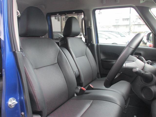 �^�]�Ȃ��L�X�ł������C���ŉ^�]�ł��܂���V�t�g�m�u���_�b�V���{�[�h���ɔz�u�����̂ŉ^�]�Ȃ��珕��Ȃւ̈ړ����ȒP�ɂł����ł��B