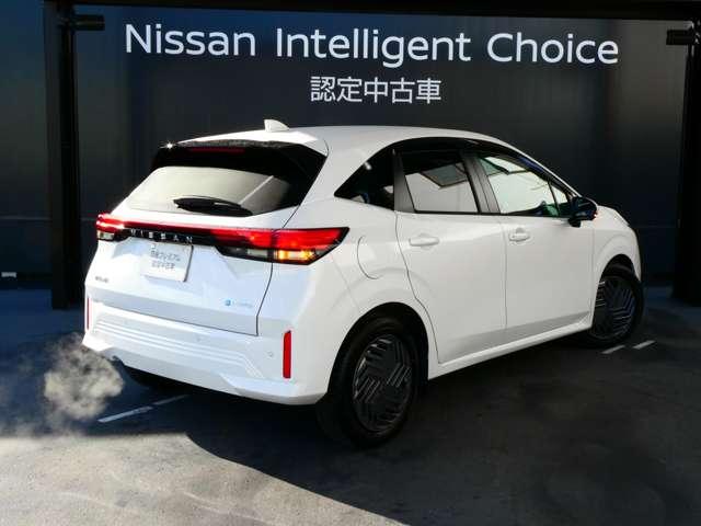 ノート 1.2 X 日産純正メモリーナビ リアカメラ 衝突被害軽減ブレ-キ 全方位カメラ ETC付 LEDヘッドライト レーンアシスト インテリジェントキー ドラレコ アイドリングストップ 整備記録簿 盗難防止システム ワンセグTV TVナビ(3枚目)