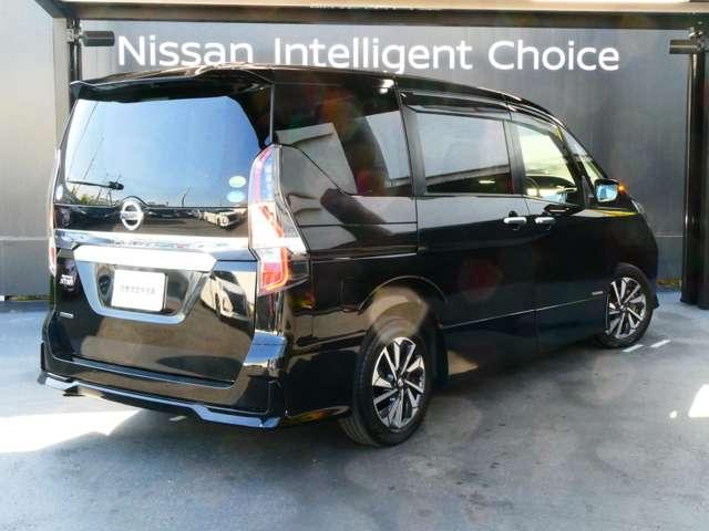 セレナ ２．０　ハイウェイスター　Ｖ　日産純正１０インチメモリーナビ　サイドエアバッグ　アラウンドビュ－　１オナ　アルミ　衝突被害軽減　ＬＤＰ　エアバッグ　両側オートスライドドア　ＬＥＤライト　インテリジェントキー　点検記録簿　サイドカメラ　メモリーナビ　ナビＴＶ（3枚目）