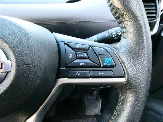 セレナ ２．０　ハイウェイスター　Ｖ　日産純正１０インチメモリーナビ　サイドエアバッグ　アラウンドビュ－　１オナ　アルミ　衝突被害軽減　ＬＤＰ　エアバッグ　両側オートスライドドア　ＬＥＤライト　インテリジェントキー　点検記録簿　サイドカメラ　メモリーナビ　ナビＴＶ（16枚目）