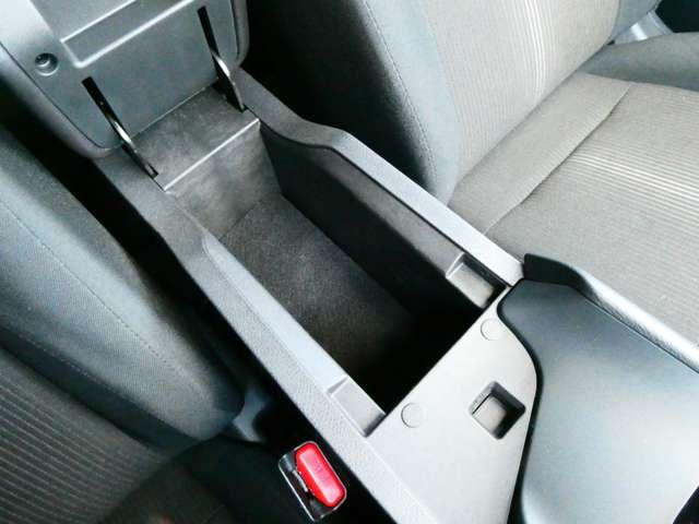 ノート １．２　Ｘ　日産純正メーカーナビ　プロパイロット　リアカメラ　衝突被害軽減ブレ－キ　全方位カメラ　ＥＴＣ付　ＬＥＤヘッドライト　レーダークルーズ　レーンアシスト　インテリジェントキー　ドラレコ　アイドリングストップ　盗難防止システム　ワンセグＴＶ（17枚目）