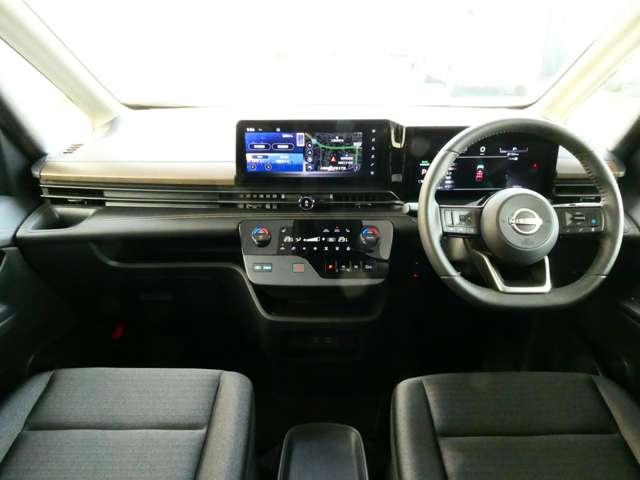 セレナ １．４　ｅ－ＰＯＷＥＲ　ハイウェイスターＶ　日産純正メーカーナビ・フルセグＴＶ　プロパ　自動（被害軽減）ブレーキ　展示試乗車ＵＰ　ＬＤＰ　追従クルーズ　ＬＥＤランプ　寒冷地仕様　バックモニター　アルミホイール　ドライブレコーダ　ＥＴＣ　盗難防止システム　スマートキー　オートエアコン（4枚目）