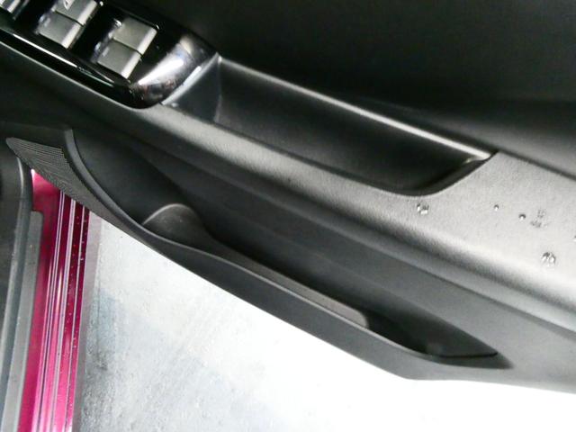 �y�b�g�{�g���z���_�[�̂���h�A�|�P�b�g���g������ǂ��֗��ł��B