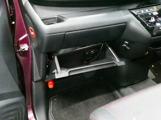 �Ԍ��؂Ȃǎ��[�o����A�֗��Ȏ��[�X�y�[�X����������p�ӂ���Ă��܂�