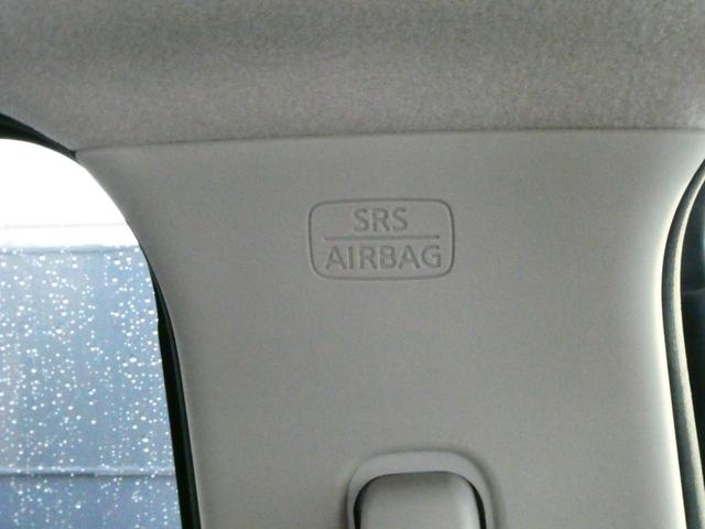 �T�C�h���J�[�e���G�A�o�b�N�ő�������̏Փˎ���������J�o�[���Ă���܂�