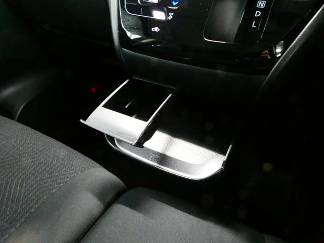 �X���C�h���̃h�����N�z���_�[���g������ǂ��ł��B�~�j�e�[�u���ɂ��Ȃ�܂���