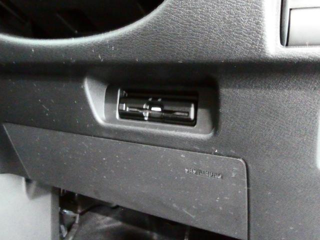 �����ɂd�s�b�t���Ă���܂��B�������H�̗��������X�C�X�C��@�d�s�b�J�[�h�̐\�����݂͓��Y�J�[�h���������߁I�I�I�u���S�v�u���g�N�v�u�֗��v�ŊF���܂̃J�[���C�t���T�|�[�g������T���ڂ̃J�[�h�ł��B