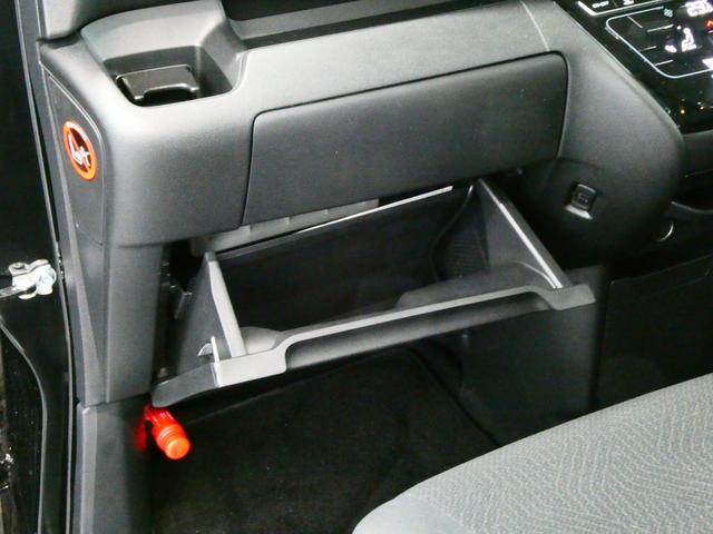 �Ԍ��؂Ȃǎ��[�o����A�֗��Ȏ��[�X�y�[�X����������p�ӂ���Ă��܂�