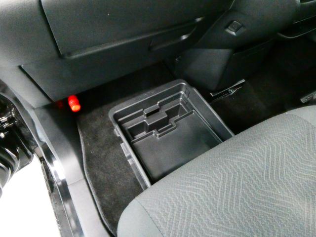 ����ȃV�[�g�̉��ɂ͈����o�����̏���������X�y�[�X���������܂��B