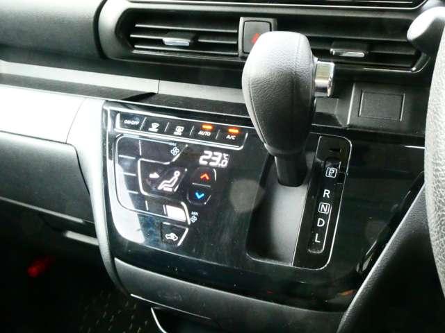 ルークス ６６０　ハイウェイスターＧターボ　日産純正９インチメモリーナビ　助手席エアバッグ　アイドリングストップ機能　両側電動スライドドア　インテリキ－　１オーナー　レーンキープ　ＬＥＤヘッドランプ　ＥＴＣ　点検記録簿　ドライブレコーダー　バックモニター　キーフリー　ＡＢＳ（11枚目）