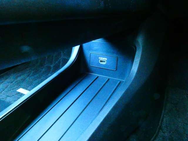 ノート １．２　Ｘ　日産純正メーカーナビ　アラウンドビューモニター　日産純正メーカーナビ　アラウンドビューモニター　ブラインドスポットモニター　アダプティブＬＥＤヘッドライト　スマートルームミラー　ＳＯＳコール　車線逸脱防止システム　踏み間違いアシスト（17枚目）