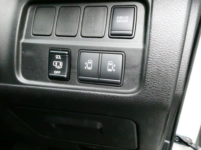 ��Ȃ̃X���C�h�h�A�͉^�]�Ȃ���w��{�ŊJ�\�ł��B����ɊO����͑��ŊJ�ł���I�[�g�n���Y�t���[�X���C�h�h�A�t���Ȃ̂ŗ��肪�ӂ������Ă��Ă����v�ł��B