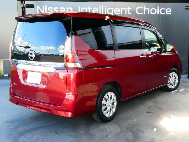 セレナ ２．０　ＸＶ　日産純正７インチナビ　オートクルーズ　レーンキープ　ワンオーナー車　インテリキー　バックカメラ　記録簿　ドラレコ　パワーウインドウ　盗難防止システム　ナビＴＶ　エアコン　ＡＢＳ　エアバッグ　メモリーナビ　キーレス（3枚目）