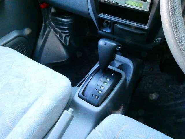 �g������̗ǂ��ʒu�ɔz�u���ꂽ���쐫�̗ǂ��V�t�g���o�[�ɂȂ��Ă܂��B