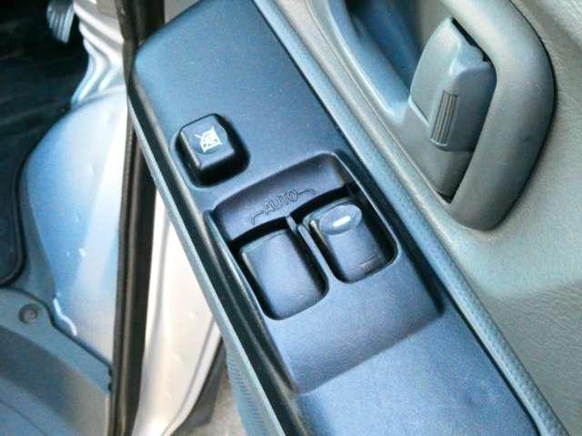 �W���h�A���b�N�{�^����E�B���h�E���b�N�{�^���A�O�ȃh�A�̓p���[�E�B���h�E�t���ł��I