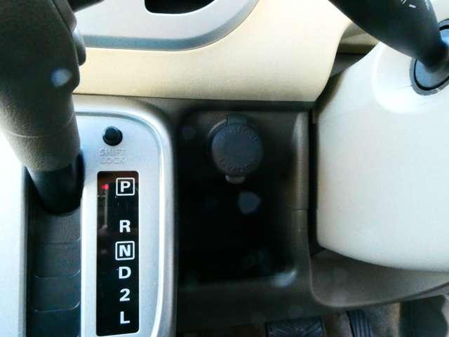 モコ 660 E 日産純正HDDナビ 運転席助手席エアバック HDDナビ 盗難防止 ワイヤレスキー 助手席エアバック スマ-トキ- AUTOエアコン ETC PW PS ABS ワンセグTV 運転席エアバッグ 記録簿 ワンオーナー ナビ・TV(10枚目)