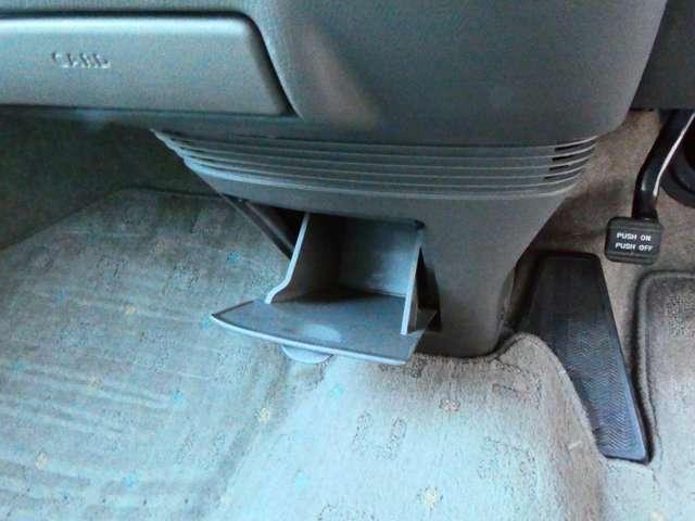 モコ 660 E 日産純正HDDナビ 運転席助手席エアバック HDDナビ 盗難防止 ワイヤレスキー 助手席エアバック スマ-トキ- AUTOエアコン ETC PW PS ABS ワンセグTV 運転席エアバッグ 記録簿 ワンオーナー ナビ・TV(14枚目)