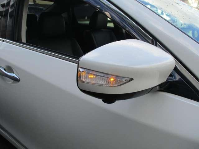 ティアナ ＸＶ　ナビＡＶＭパッケージ　アラウンドビューモニター　純正ＨＤＤナビ　アラウンドビューモニター　ＥＴＣ　　　クルーズコントロール　電動シート　シートヒーター　インテリジェントキー　エマージェンシーブレーキ　踏み間違い防止アシスト　車検逸脱警報（52枚目）