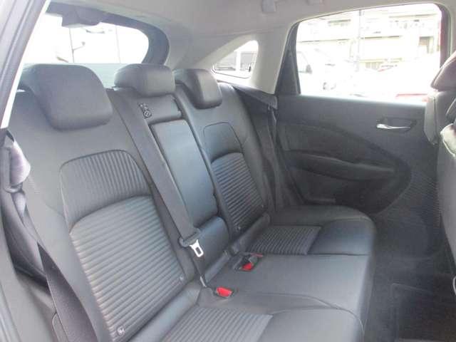 オーラ Ｇ　レザーエディション　日産純正メモリーナビ　プロパイロット　日産純正メモリーナビ　日産純正前後ドライブレコーダー　アラウンドビューモニター　ハンドルヒーター　シートヒーター　スマートルームミラー　ブラインドスポットモニター　アダプティブＬＥＤヘッドライト（37枚目）